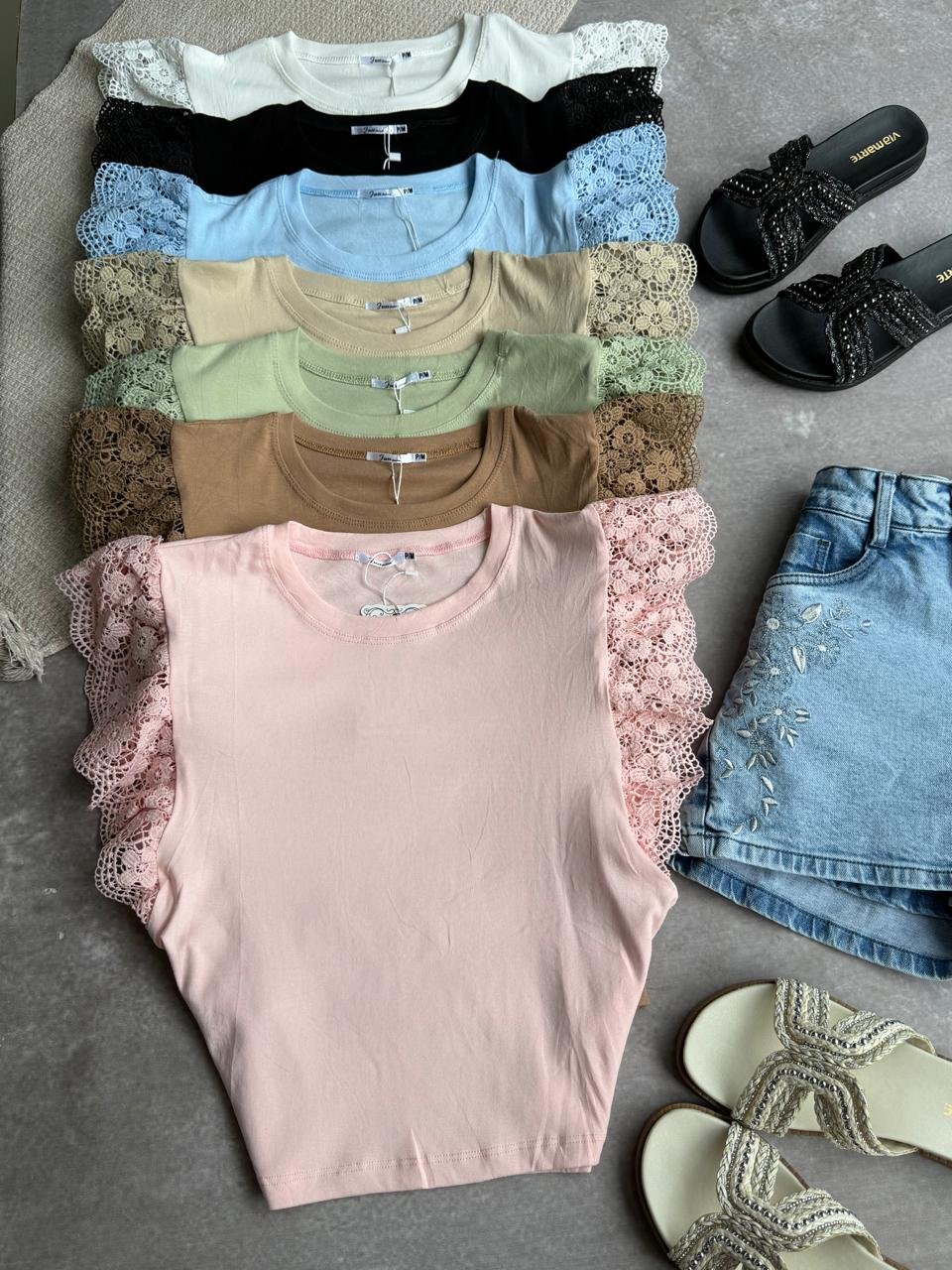 Blusas con detalles de gripur