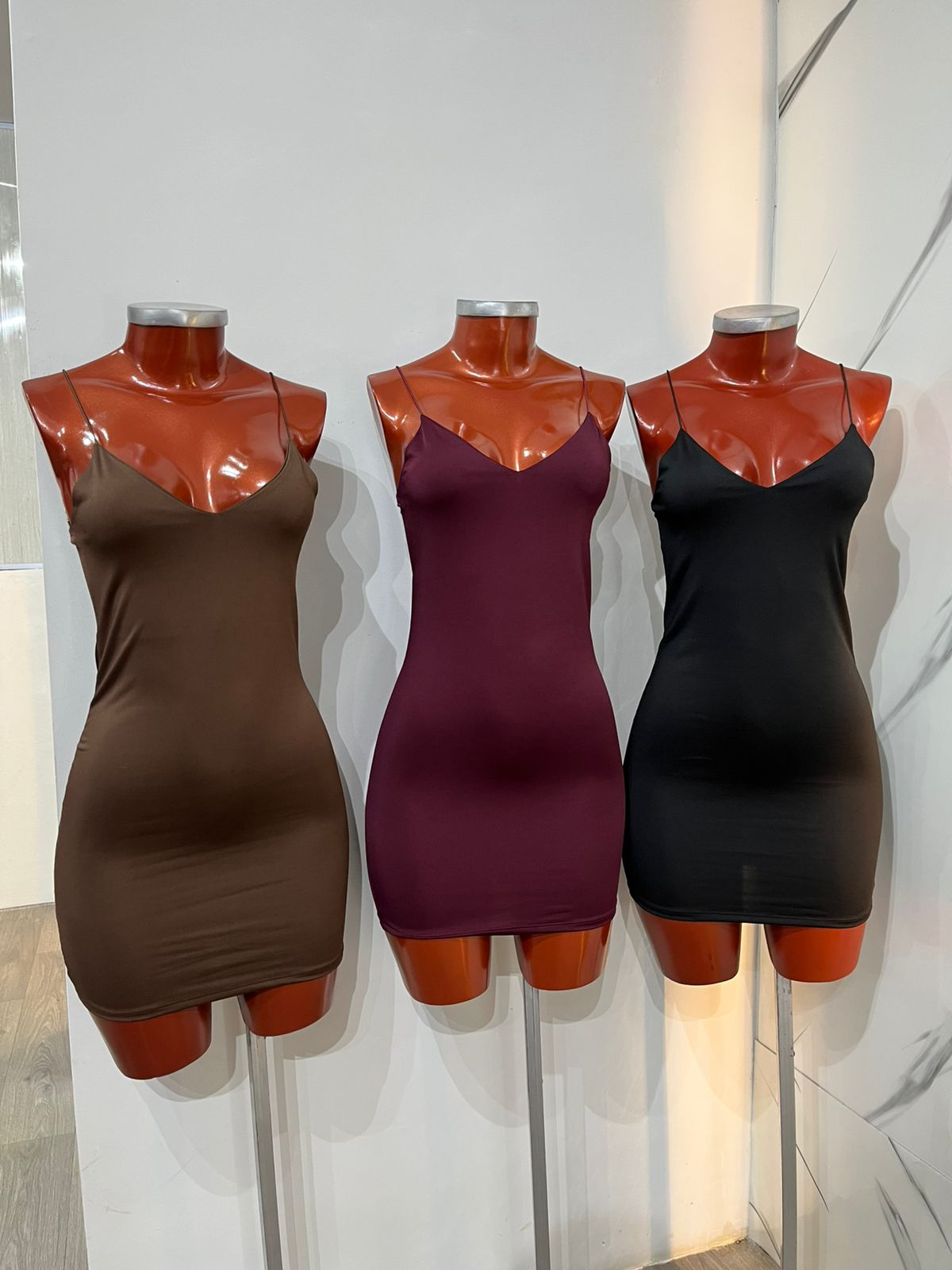 VESTIDO SUPLEX CON TIRAS