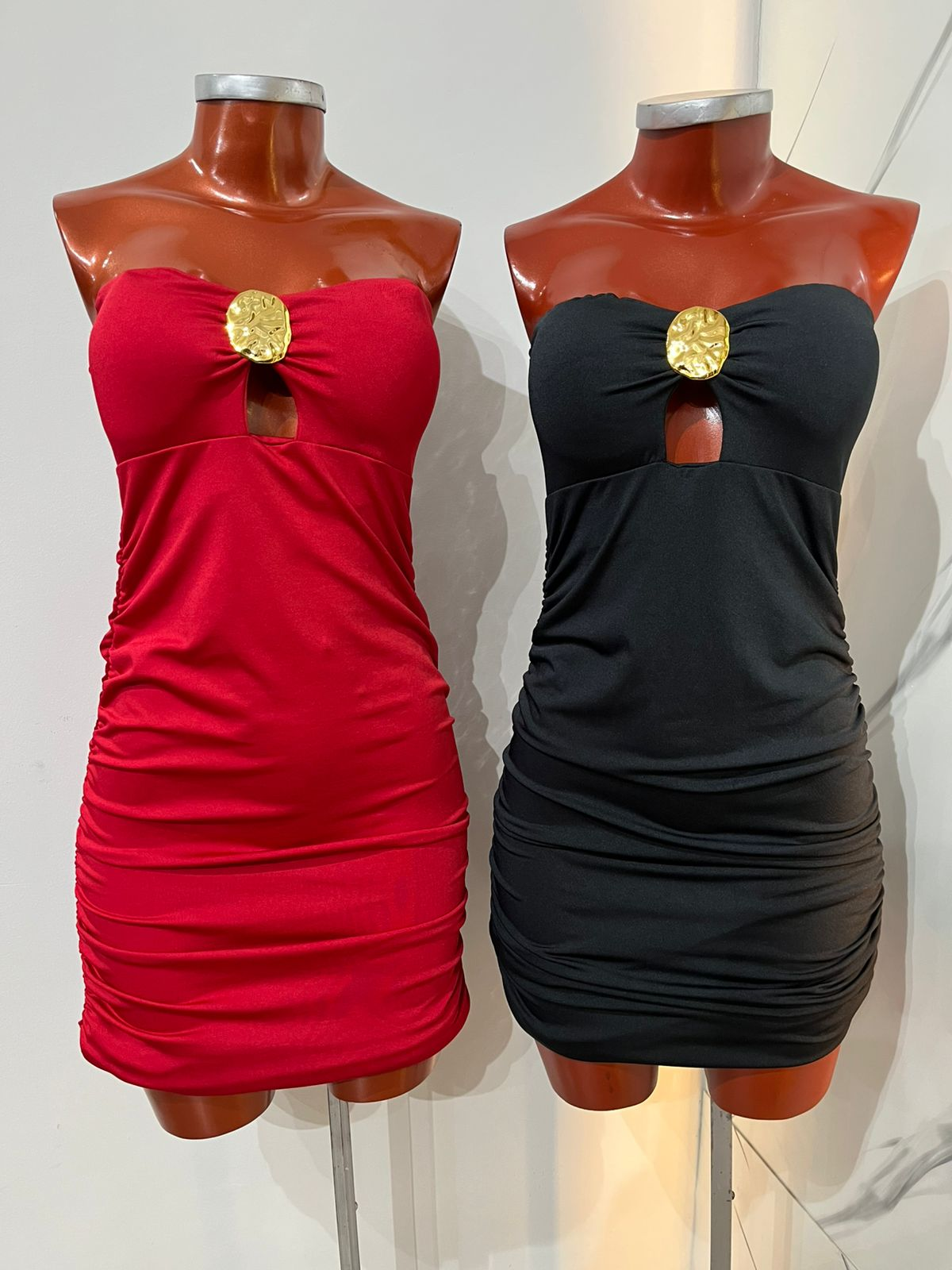 VESTIDO CORTO C/ EVILLA
